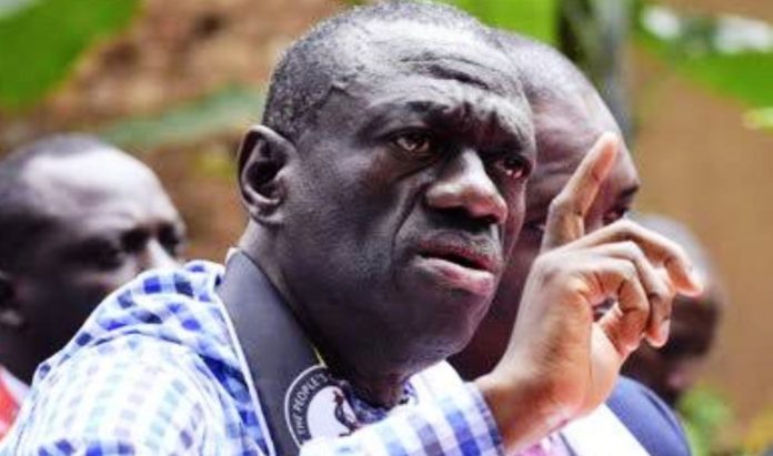 NEW SALARY STRUCTURE: Besigye Delivers Bad News to Teachers, Doctors
