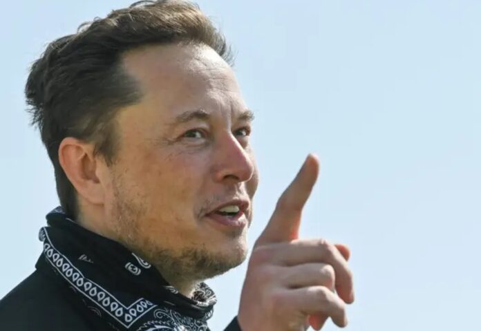 Elon Musk buys Twitter