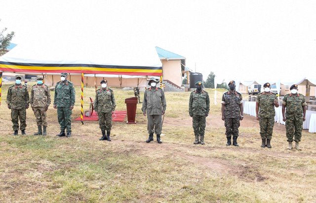 Museveni meets UPDF Top Commanders at 401 Brigade Headquarters in Irenga, Ntungamo District