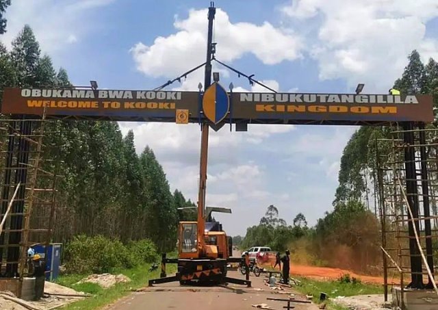 A NEW KINGDOM, JUST LIKE THAT! Tension as Kooki County 'Breaks Away' From Buganda Kingdom, Unveils Border Arch
