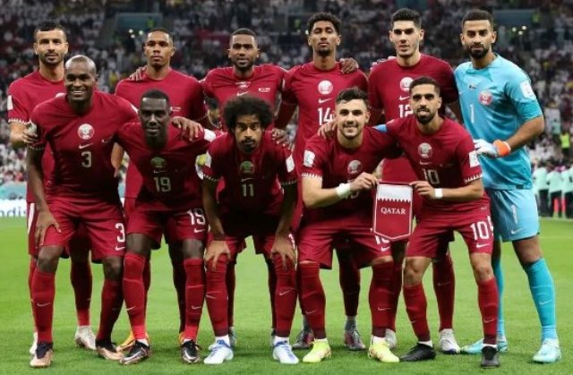 RECORD BREAKER: Qatar Become First Host Nation to Lose World Cup Opening Game